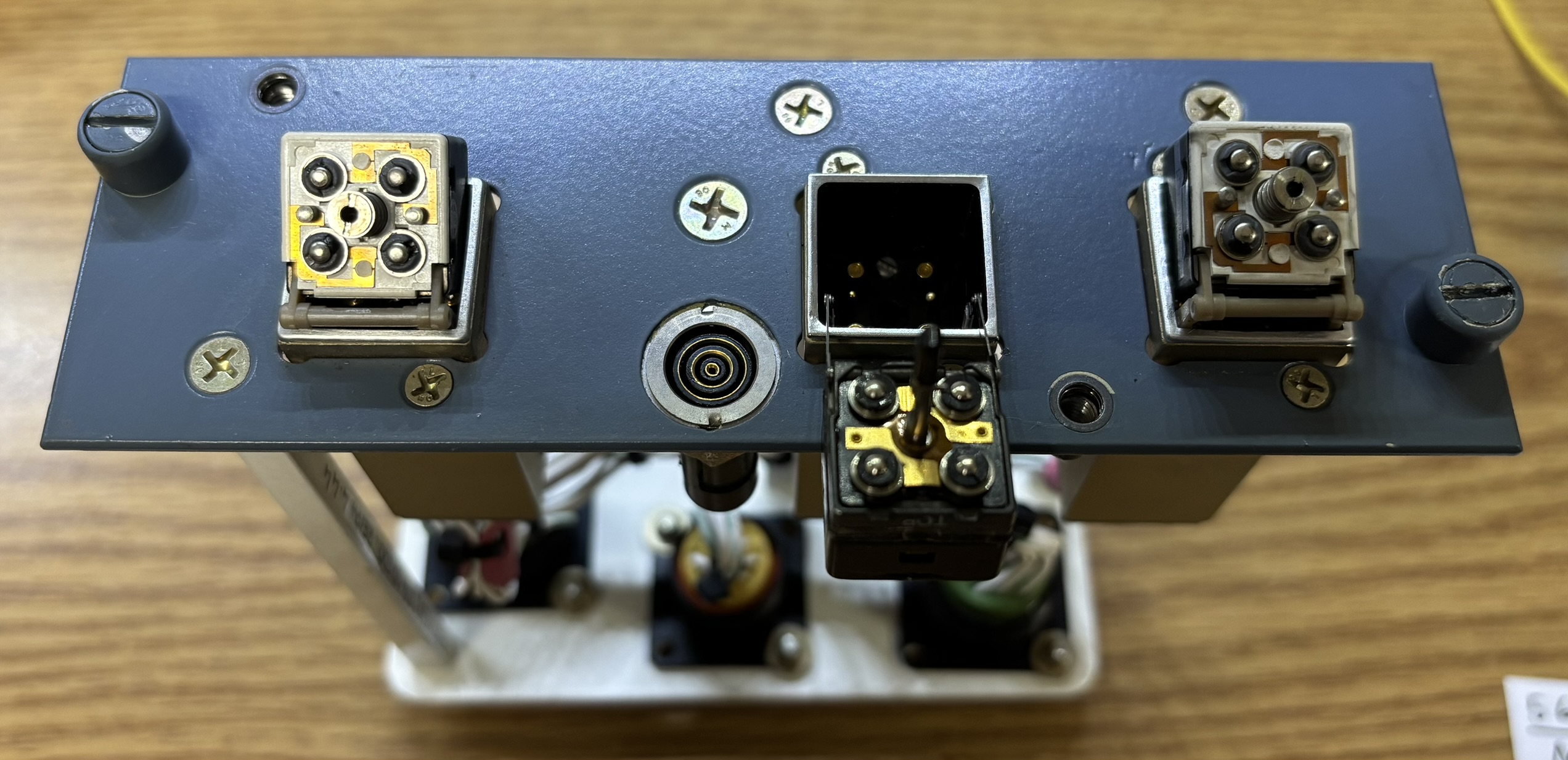ECE Eaton 96182 pushbutton switches