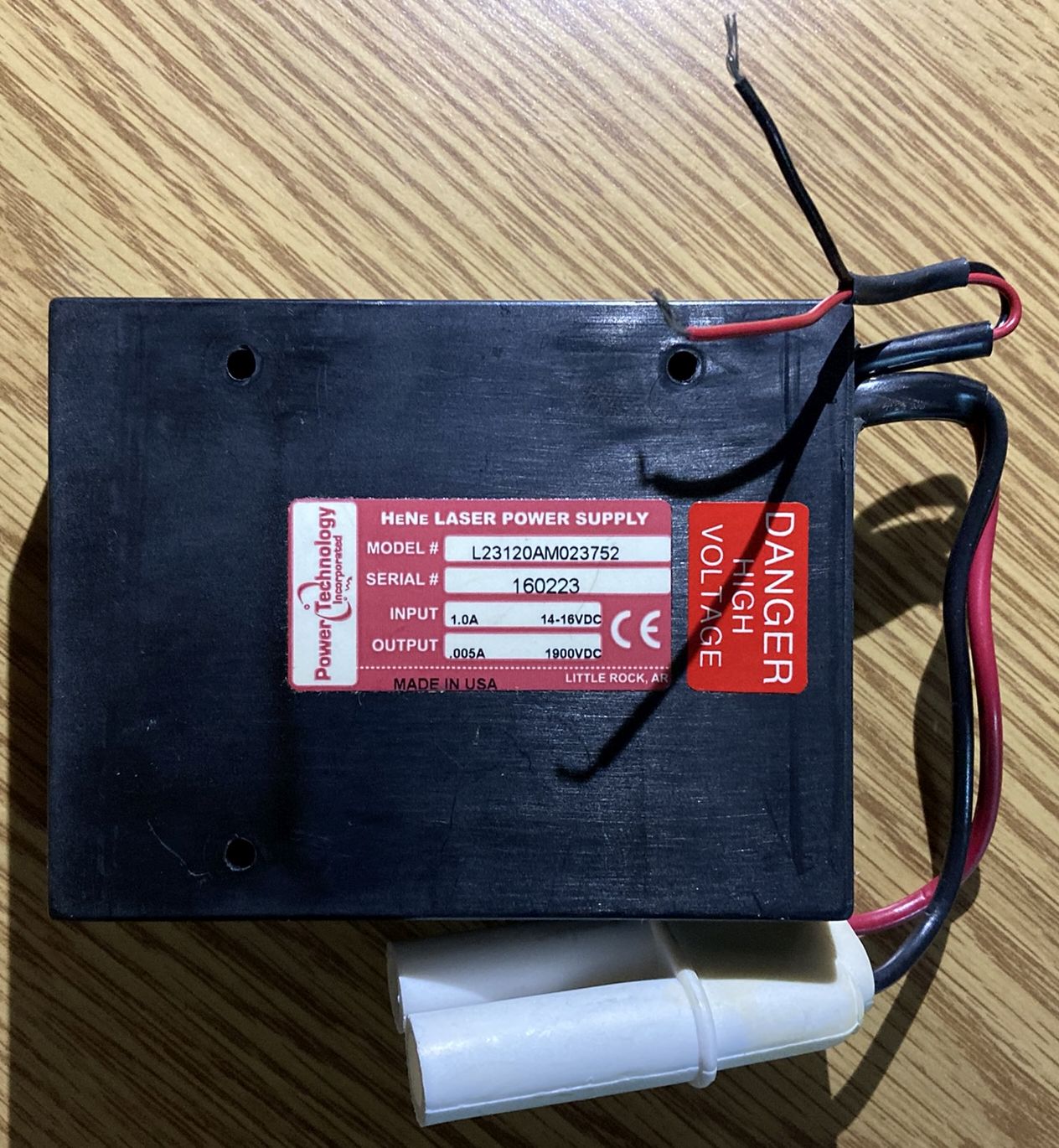 HeNe laser power supply