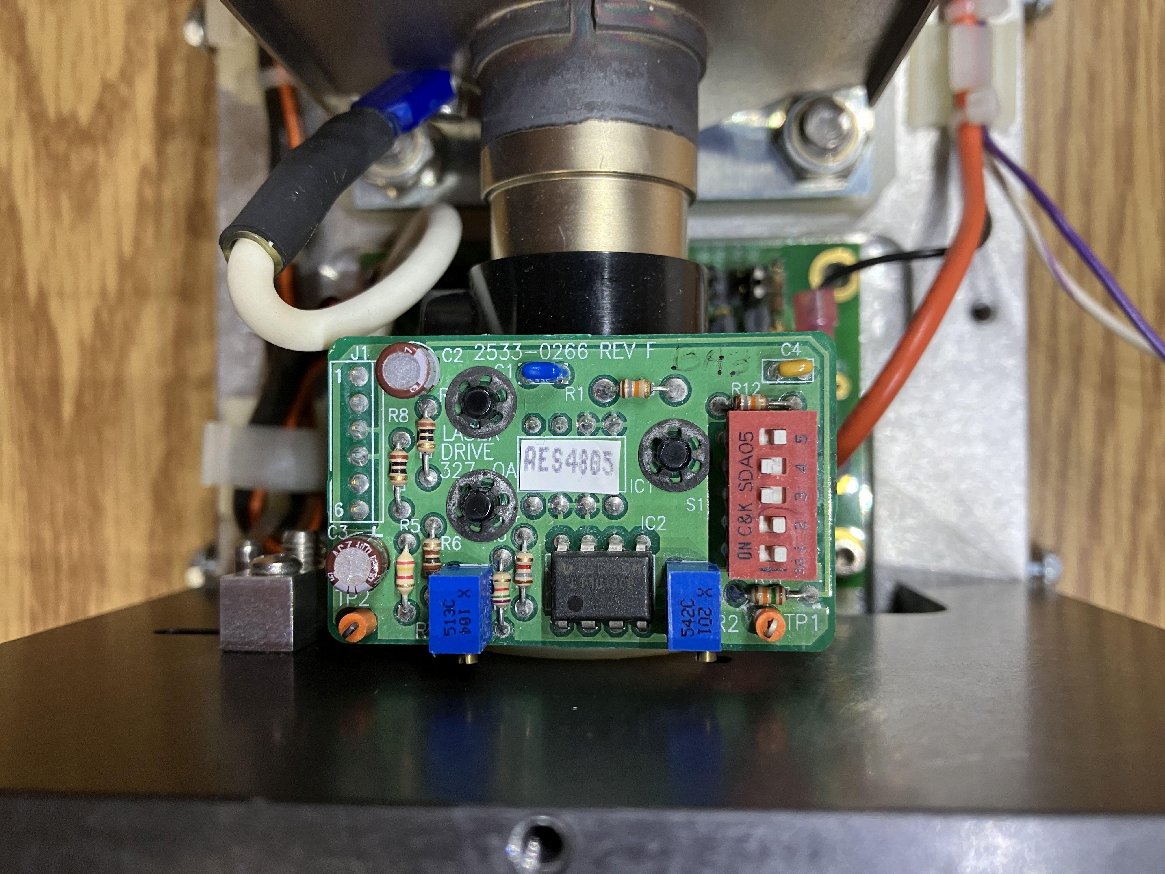 argon ion laser head inside