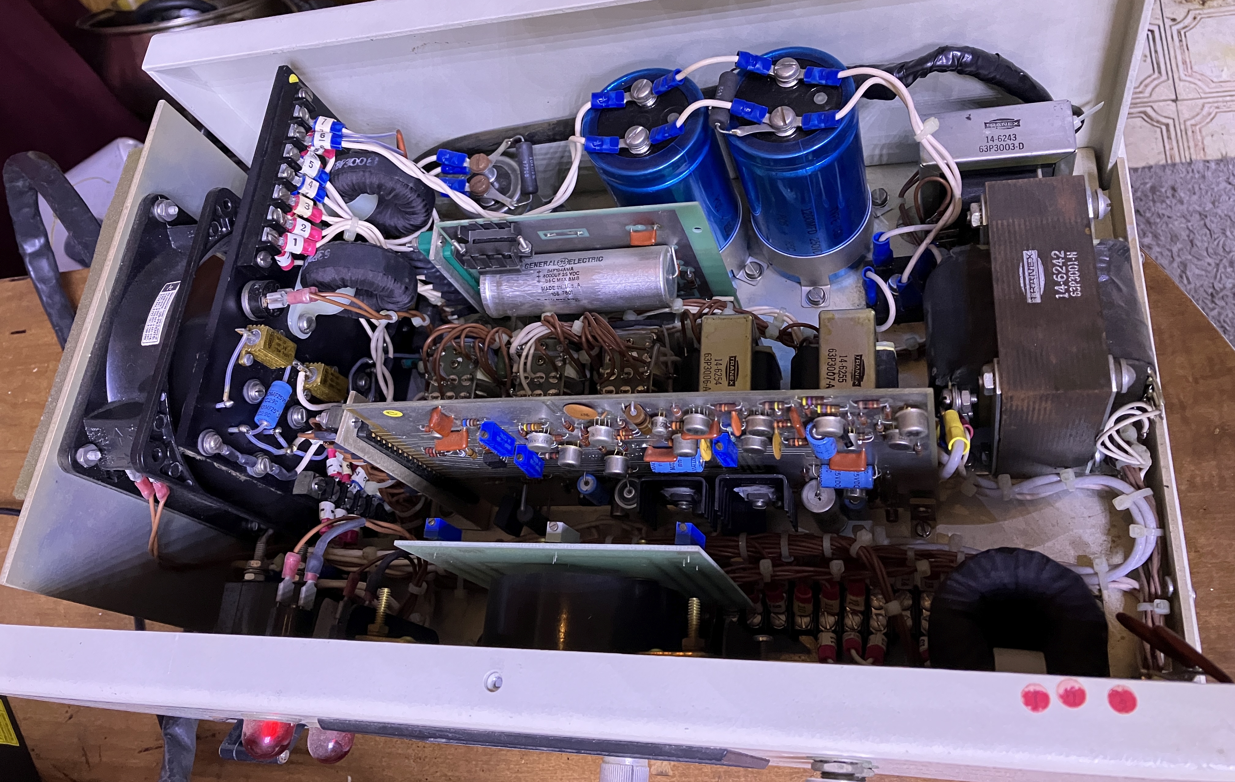 alc60b inside power supply