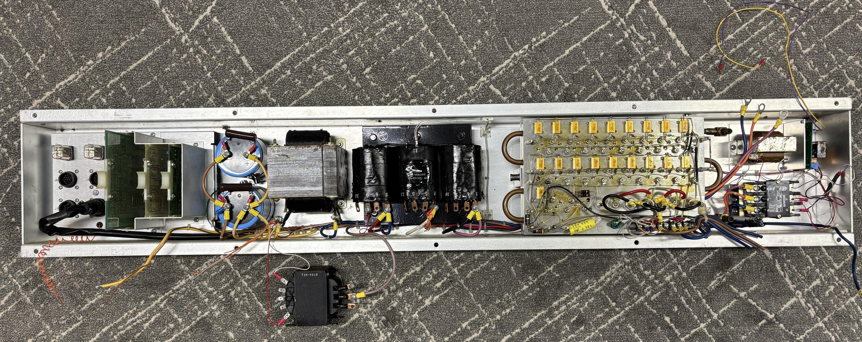 900Z power supply tray