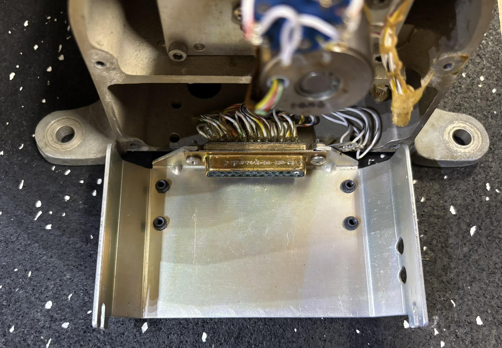 DA-1203A radar antenna