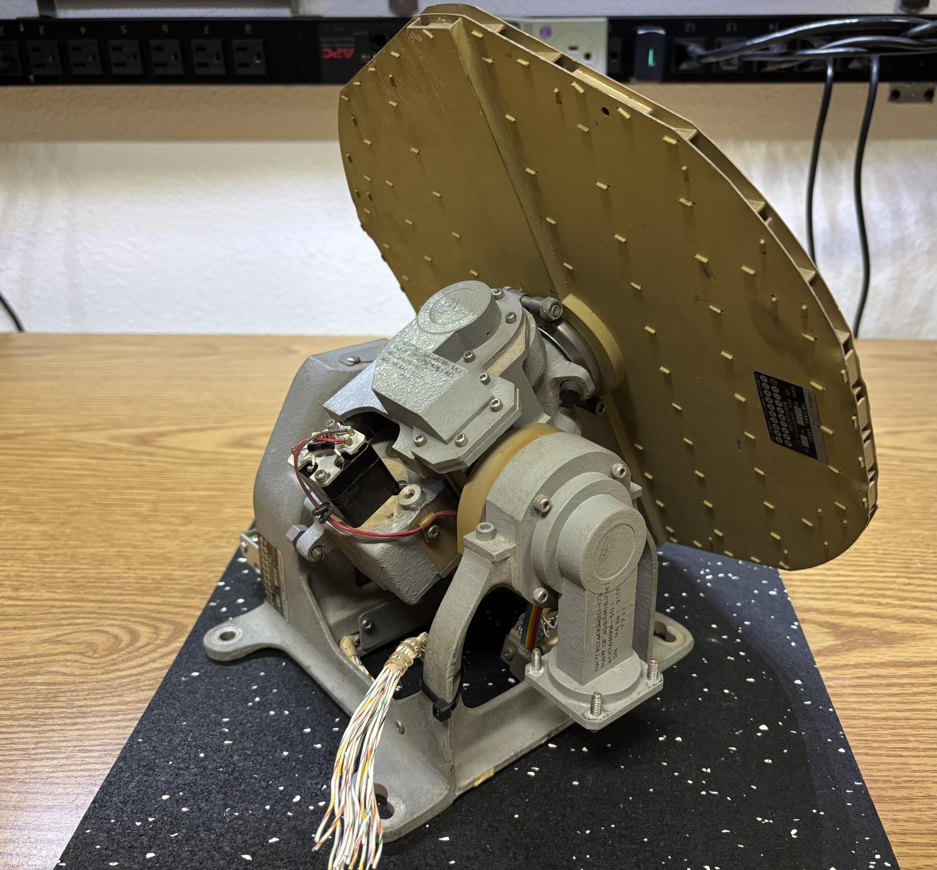 DA-1203A radar antenna