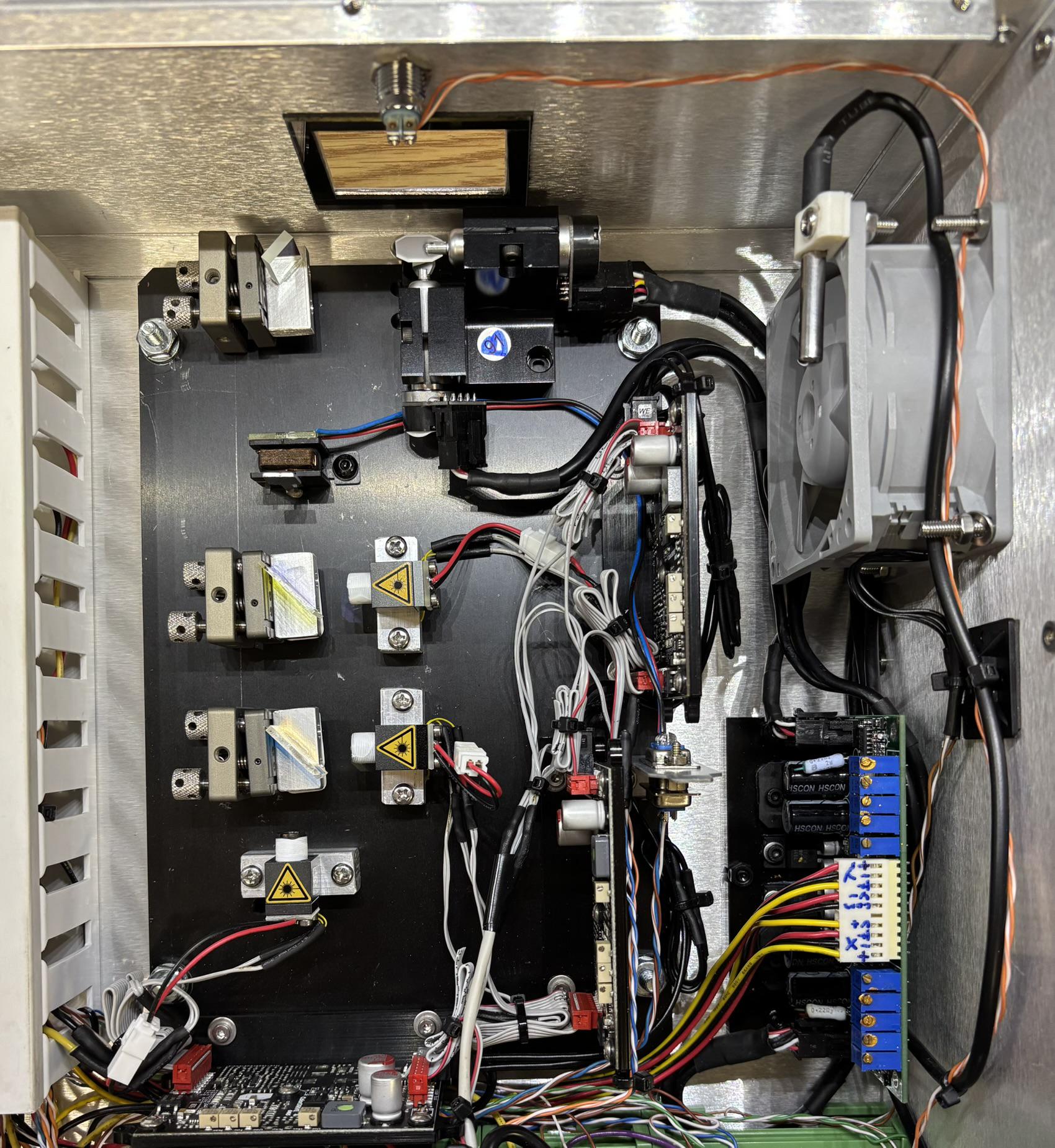 FENRIR laser projector