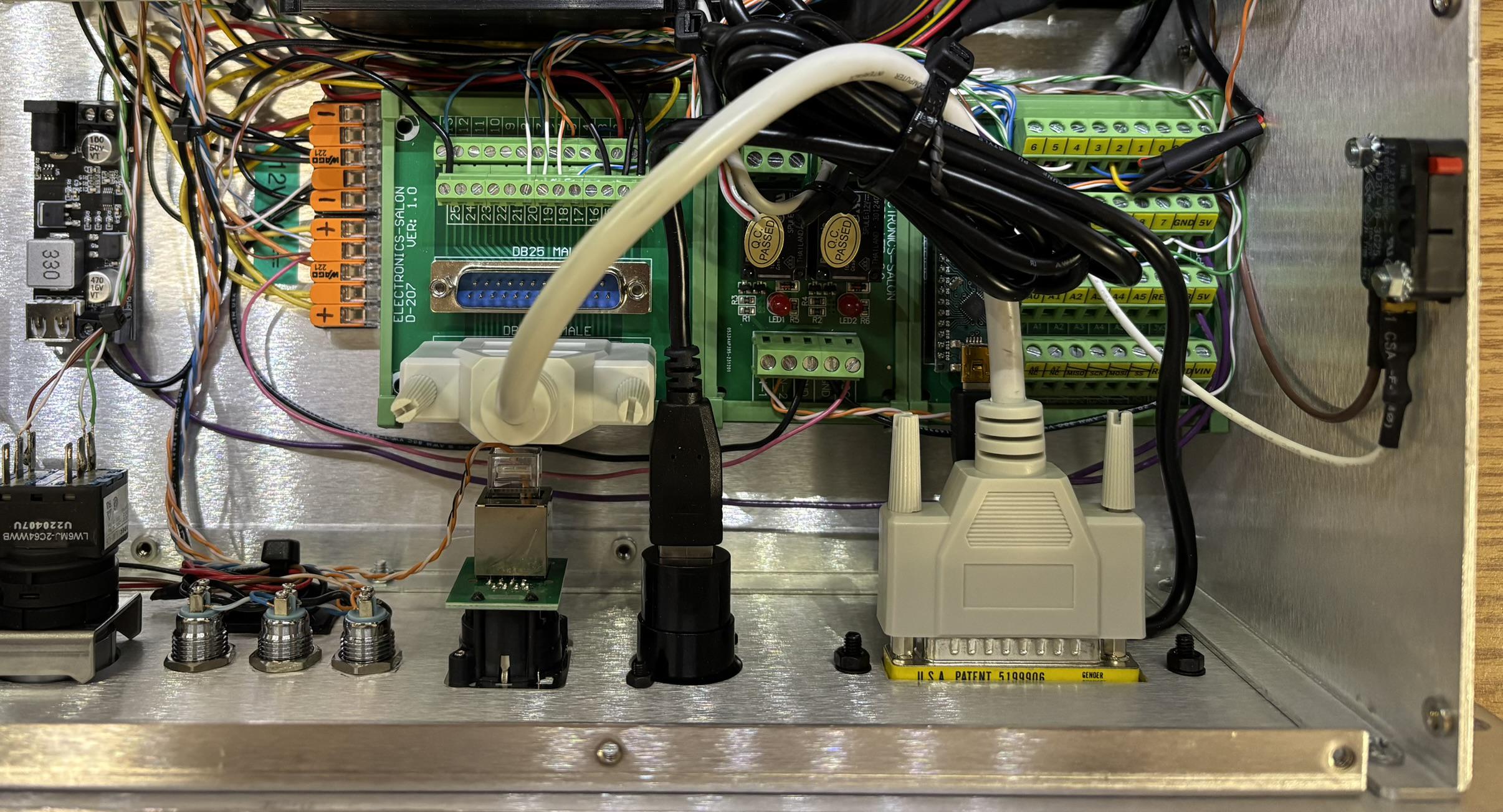 FENRIR laser projector