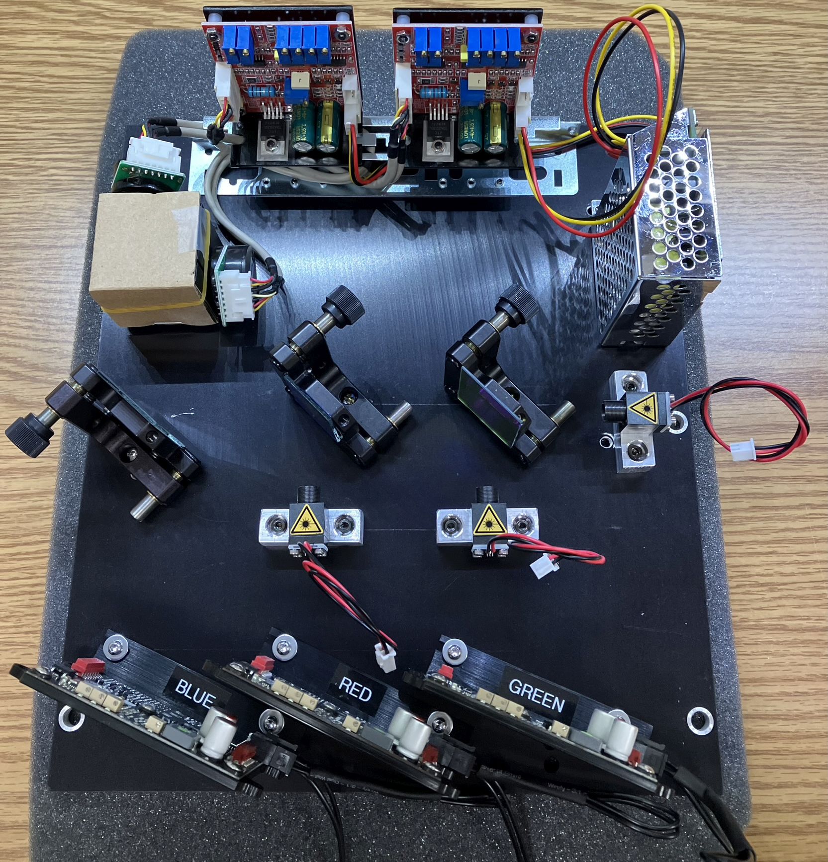 FENRIR optical table
