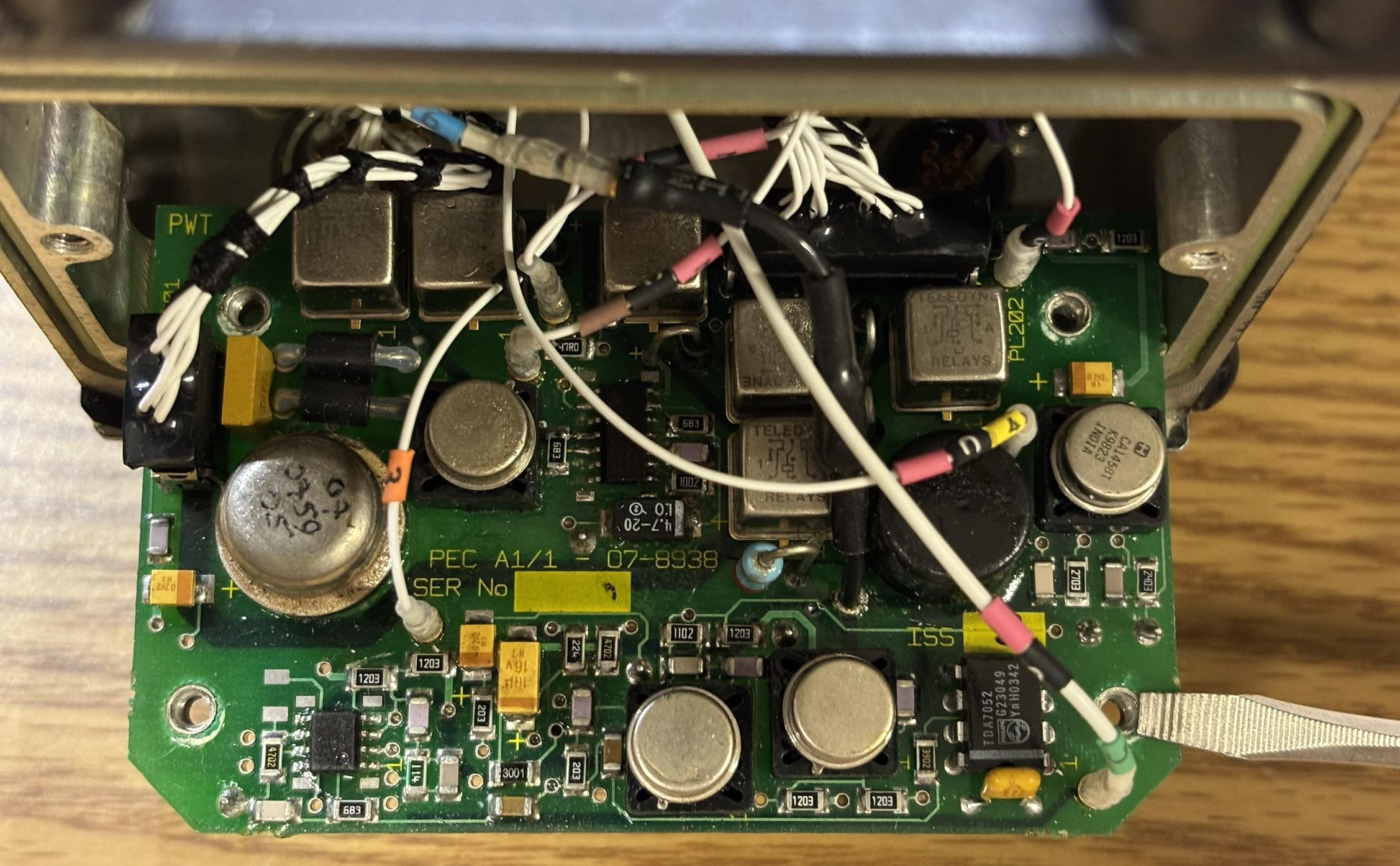 d6915 interface unit