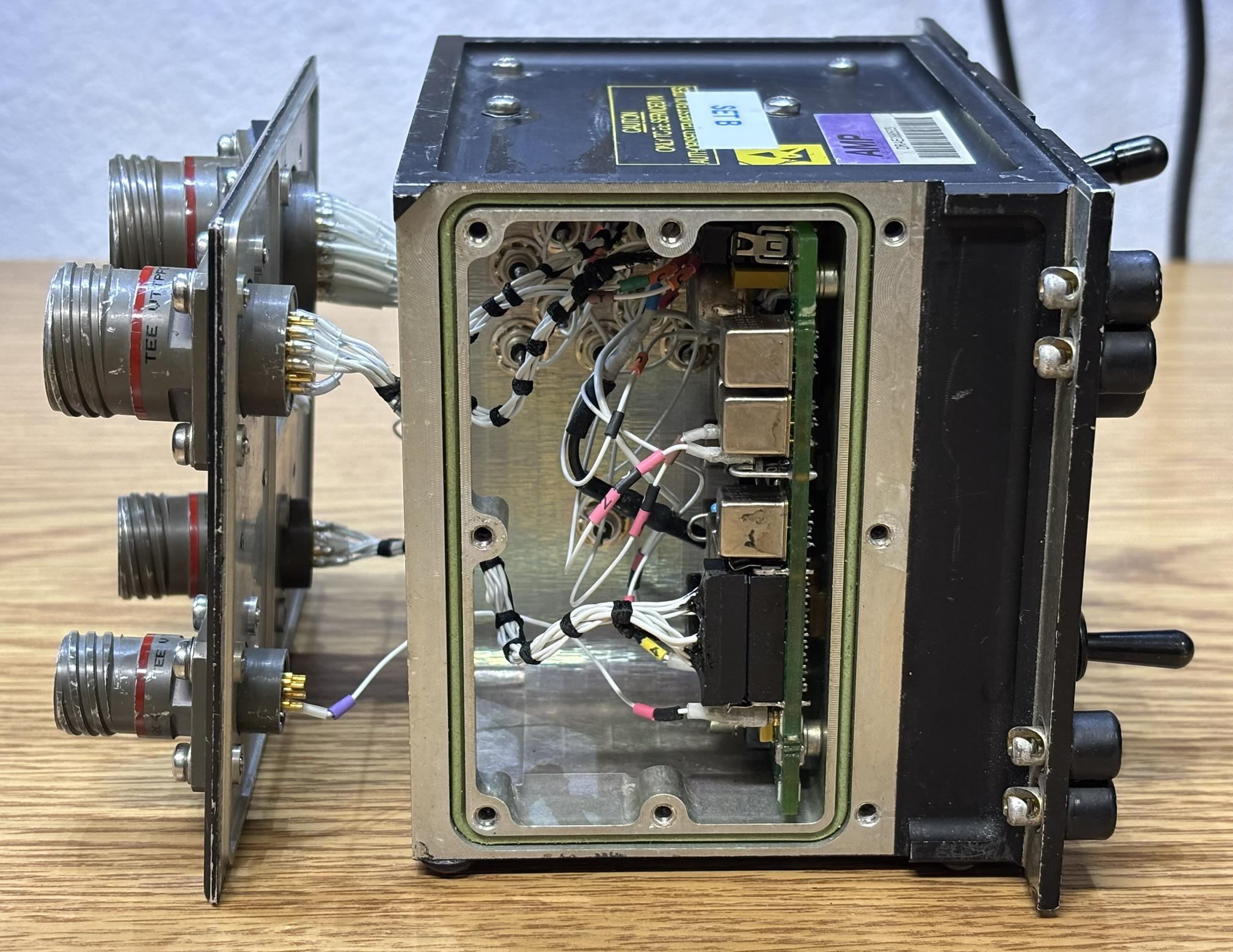 d6915 interface unit