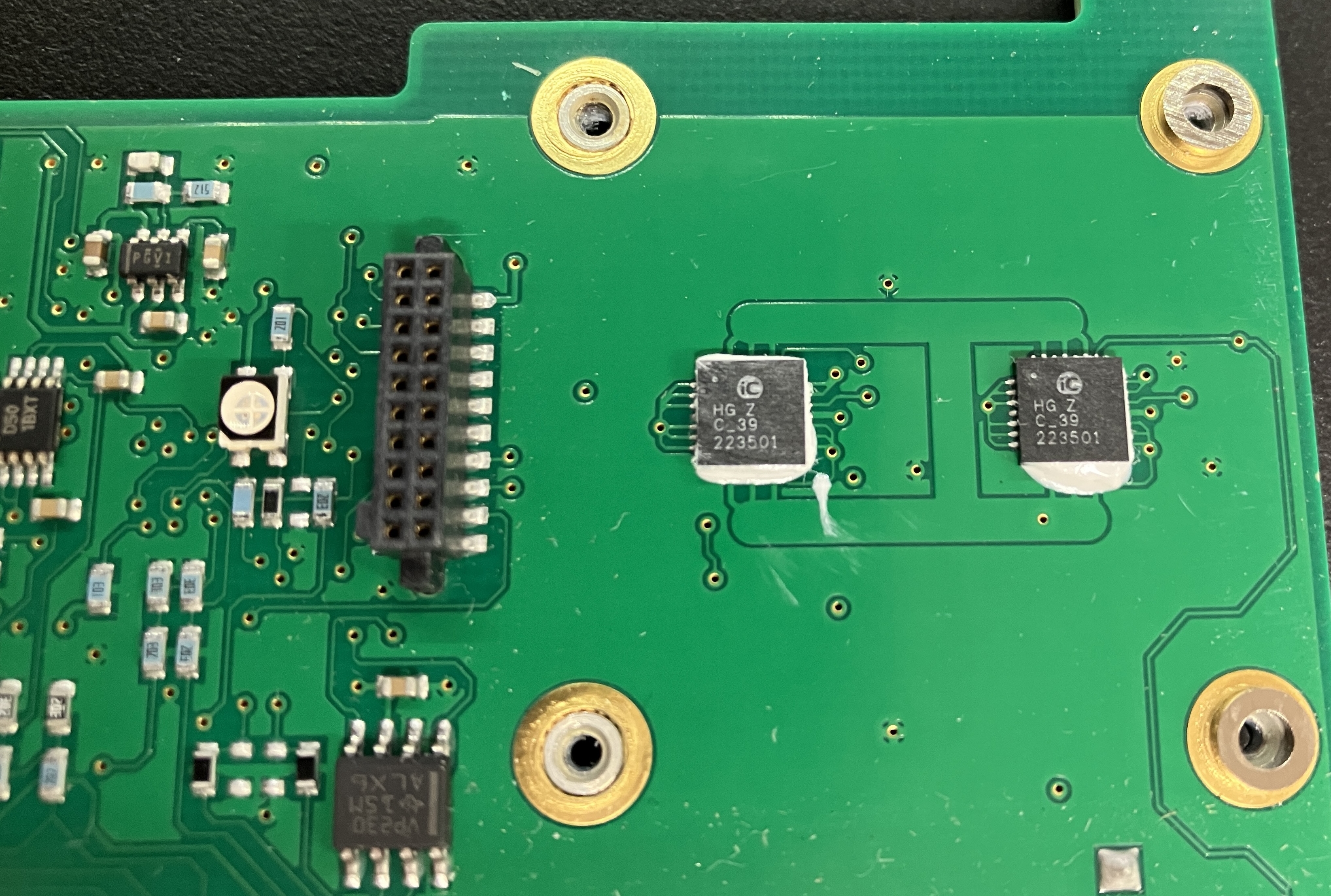 coherent sapphire driver daughter board chips under heatsink