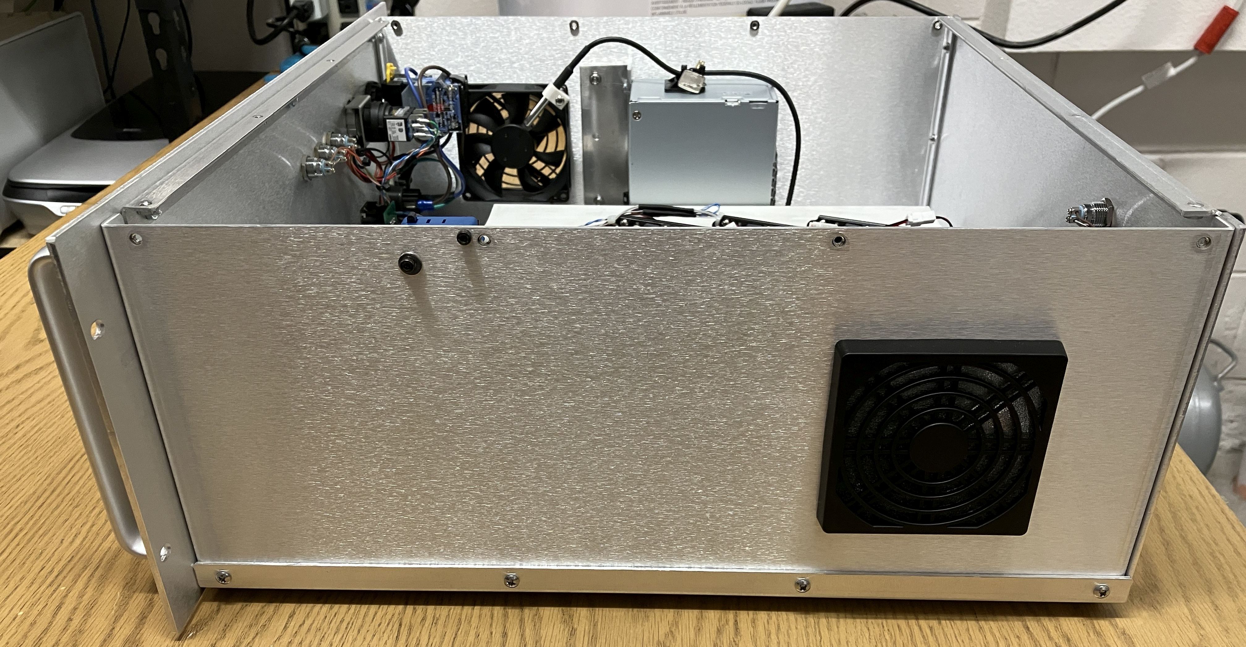FENRIR side view with cooling fan